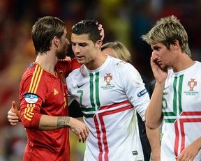 欧洲杯-卡西扑点C罗饮恨西班牙点杀葡萄牙进决赛